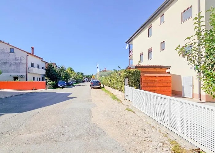 Flego 3 Novigrad Istria